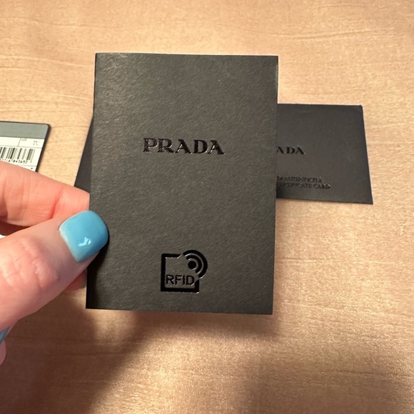 Beautiful Authentic Prada Purse - Saffiano Bianco - Picture 11 of 12